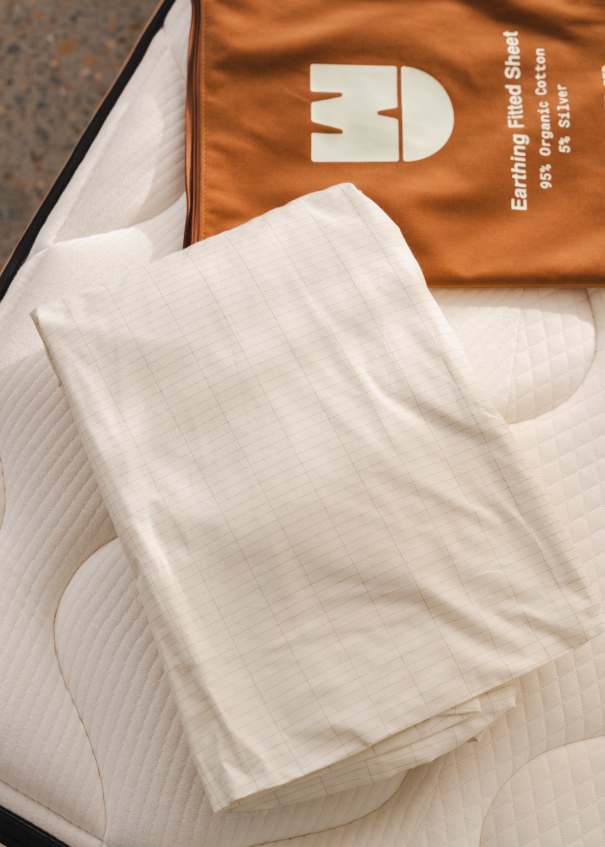 Wilder Health Earthing Fitted Sheet, 100% organic cotton grounding sheet infused with silver